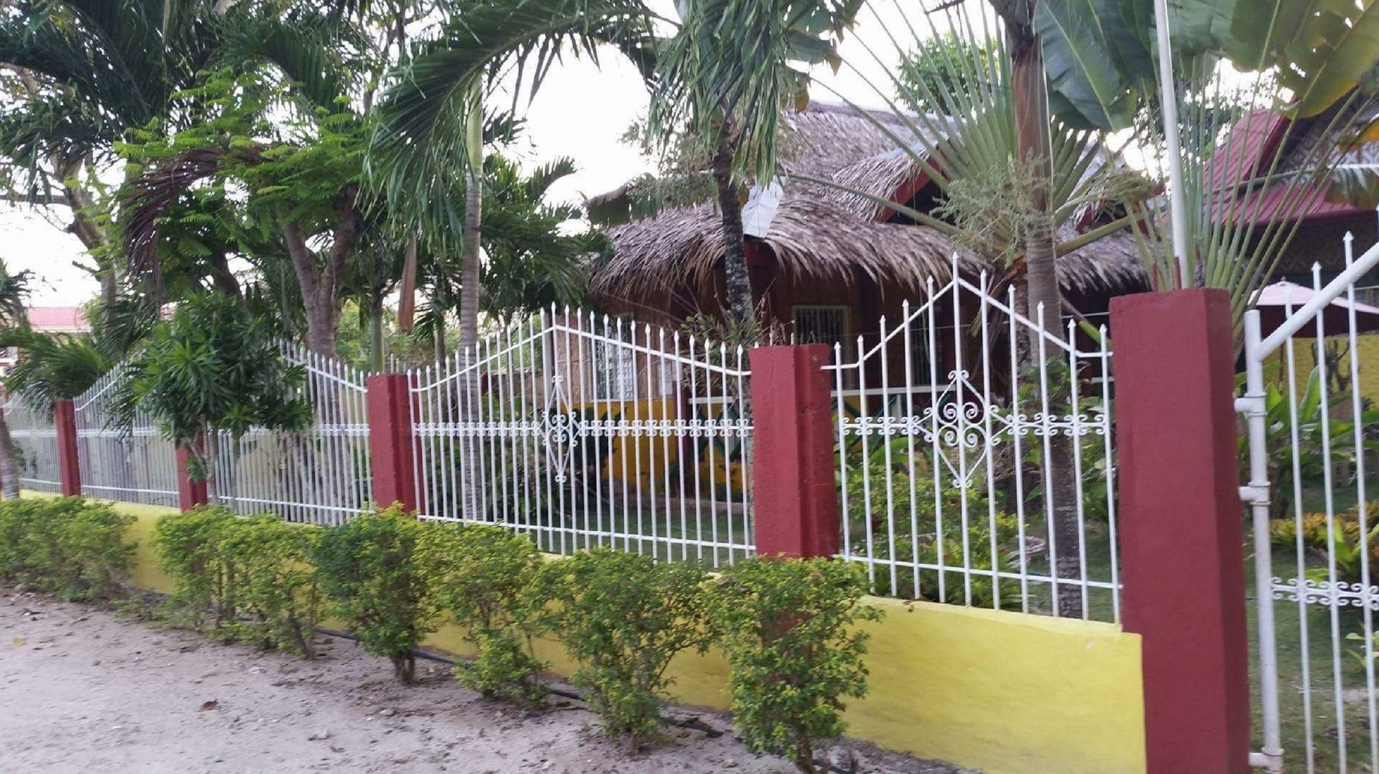 Traville Huts Palm Beach Inn Panglao Exterior photo