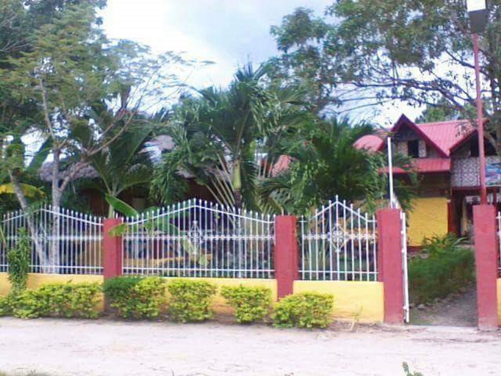 Traville Huts Palm Beach Inn Panglao Exterior photo